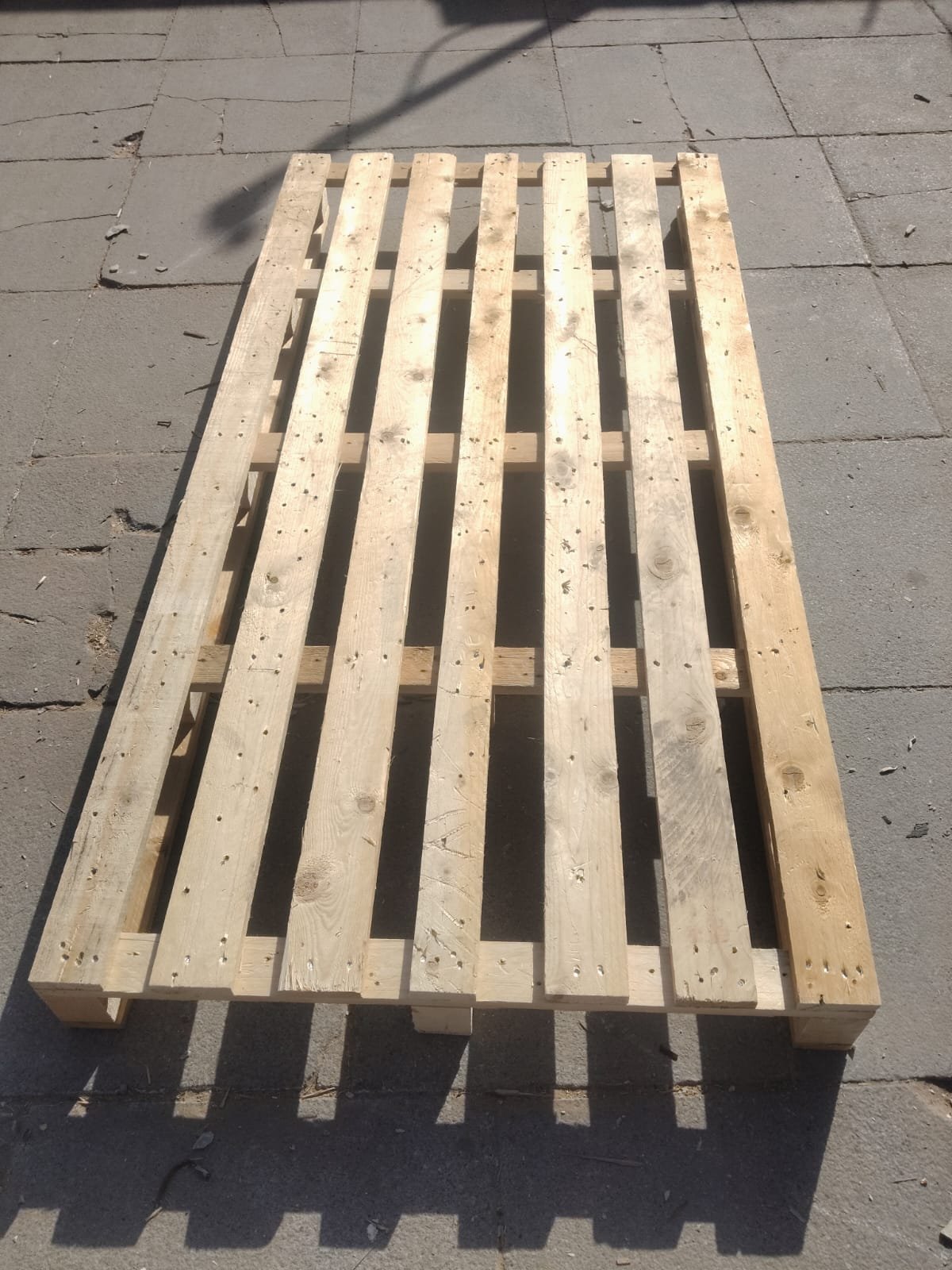 80x200 Heavy Duty Pallet